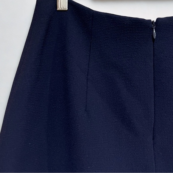 🫐 Club Monaco Navy Scalloped Hem Skirt - Picture 5 of 6